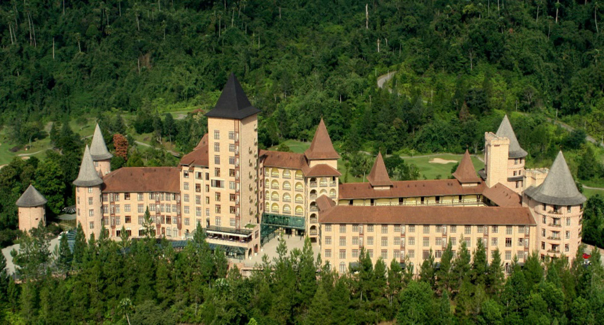 The Chateau Spa & Wellness Resort Bukit Tinggi Zewnętrze zdjęcie